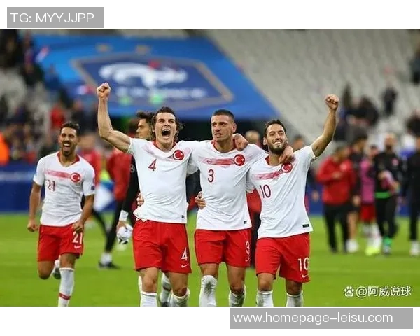 土耳其与希腊友谊赛精彩对决展现足球魅力与两国友谊的交融